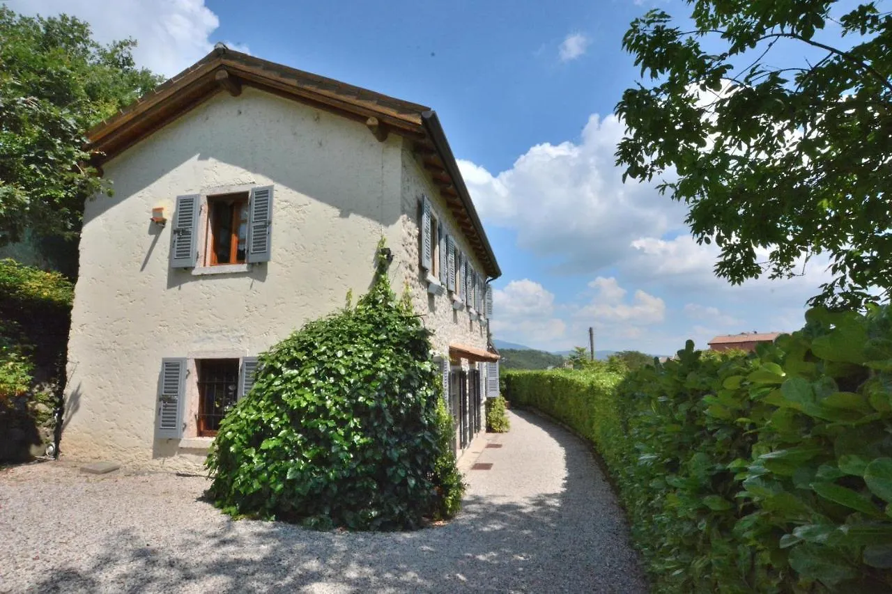Шале Rustico Villa Marciaga With Pool Костермано Италия